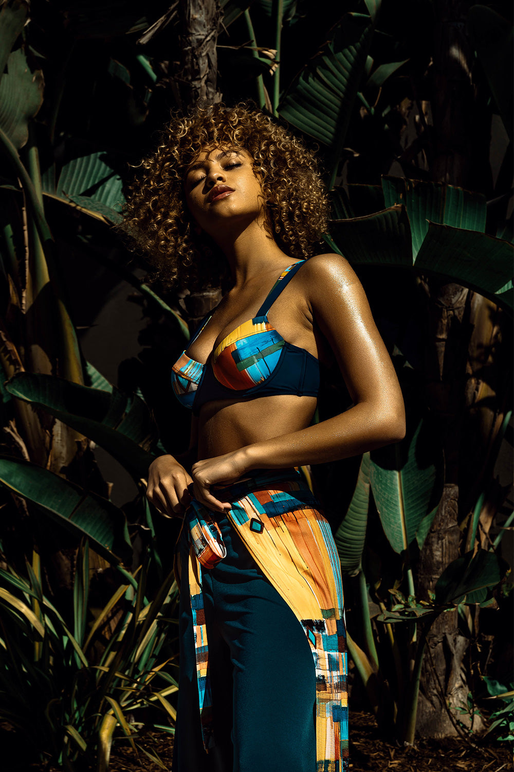 model wearing patterened underwire bikini top